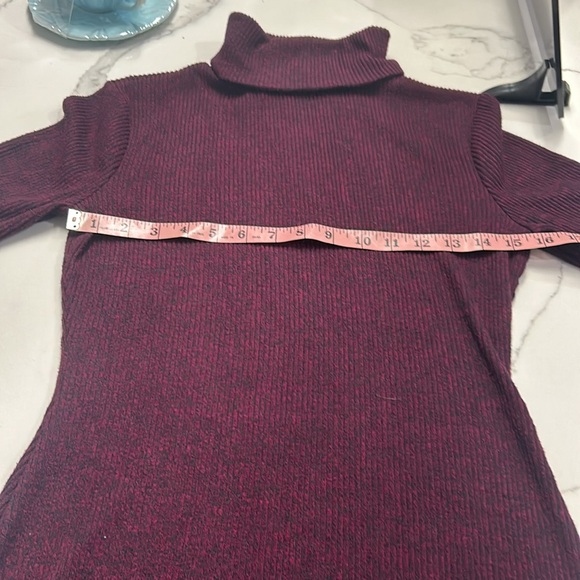 SO Turtle Neck Long Sleeve Knit Dress. Size M - Picture 7 of 11